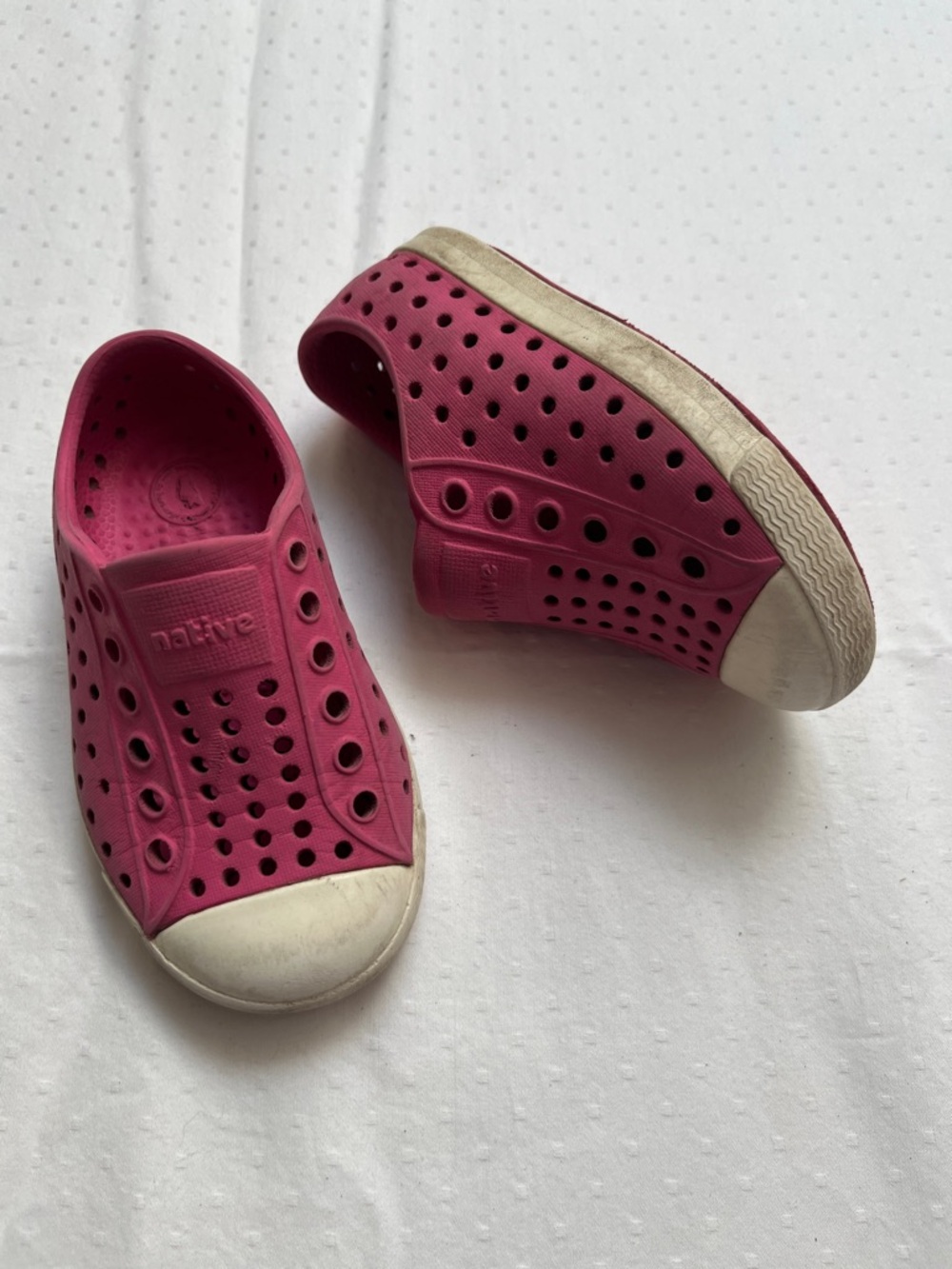 Native Pink Kids Slip-On Water Shoes Size 6 (Y)
